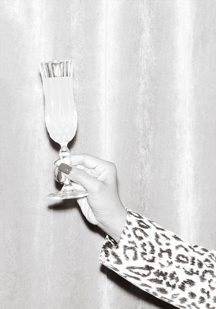 Zeiger aus Glas in Schwarz und Weiß