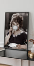Trinken aus Teetasse Poster - Posterbox.no
