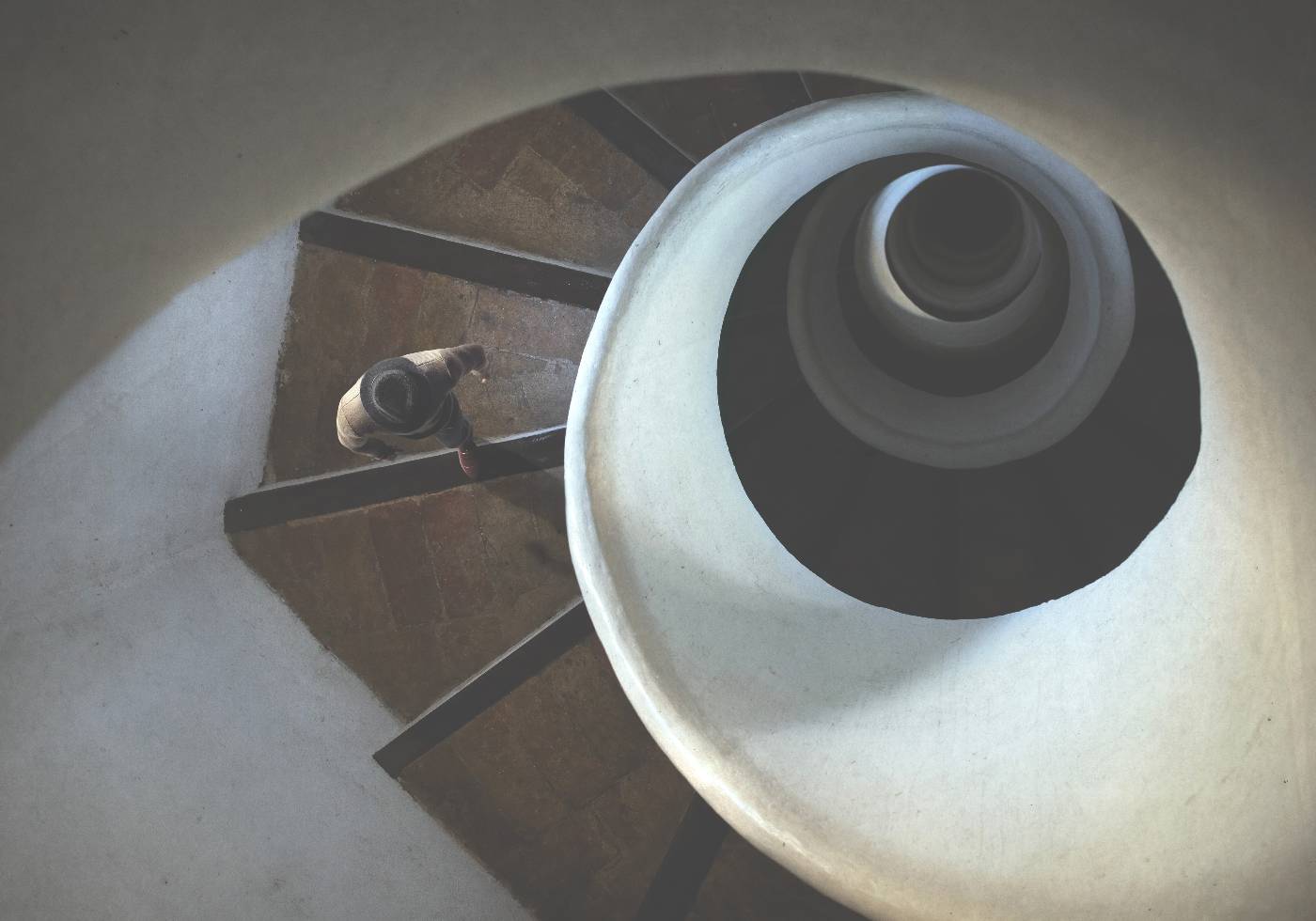 Surreales Treppen-Poster - Posterbox.no