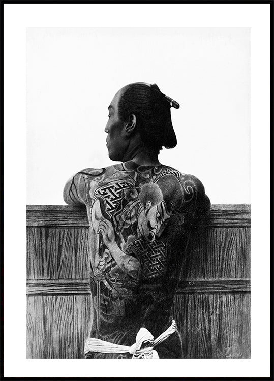 Mann mit Tattoo von Kusakabe Kimbei Poster - Posterbox.dk