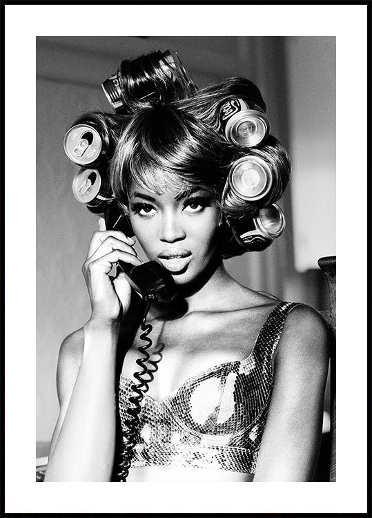Naomi Campbell am Telefon Poster - Posterbox.dk