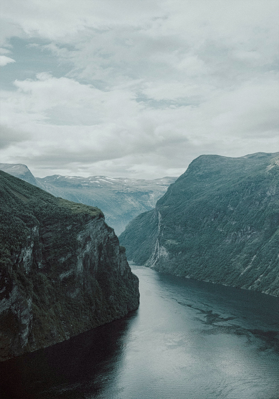 Majestätisches Fjordlandschaftsposter - Posterbox.dk