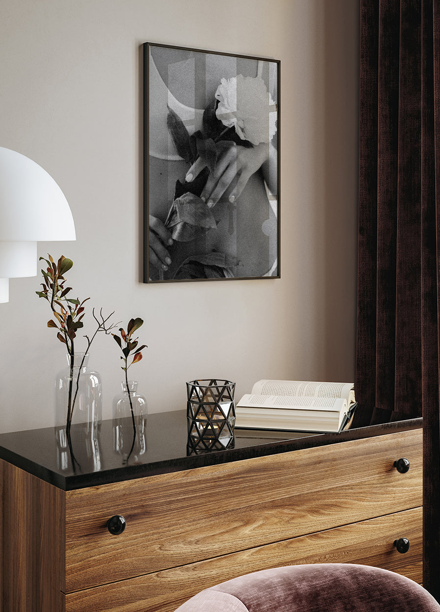 Frau mit Blumenposter - Posterbox.dk