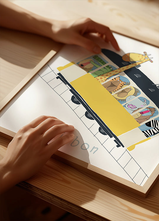 Berühmte gelbe Straßenbahn von Lissabon mit Dschungeltieren von Carla Daly Poster