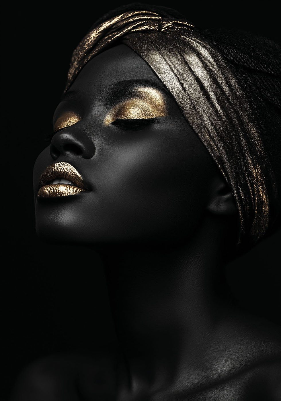 African Golden Woman II Poster - Posterbox.dk