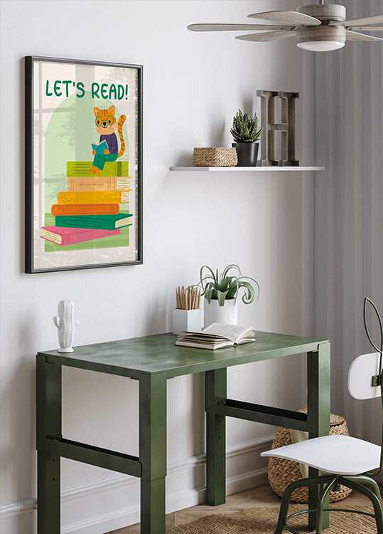 Katze liest auf Bücherstapel, Let's Read Poster - Posterbox.dk