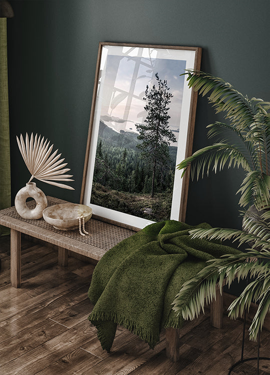 Nordisches Poster mit Wald- und Seeblick - Posterbox.dk