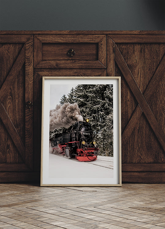 Dampfzug im verschneiten Wald Poster - Posterbox.dk
