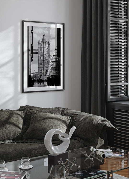 Tower Bridge-Nahaufnahme-Perspektive-Poster - Posterbox.dk
