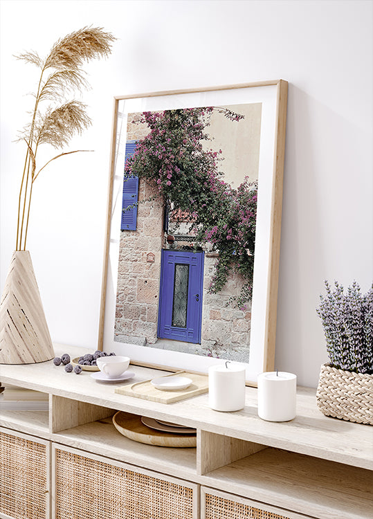 Lebendiger Eingang mit Bougainvillea-Poster - Posterbox.dk