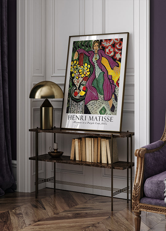 Frau im lila Mantel Poster - Posterbox.dk