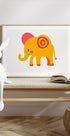 Gelber Elefant mit rosa Ohren, fröhliches Poster – Posterbox.dk