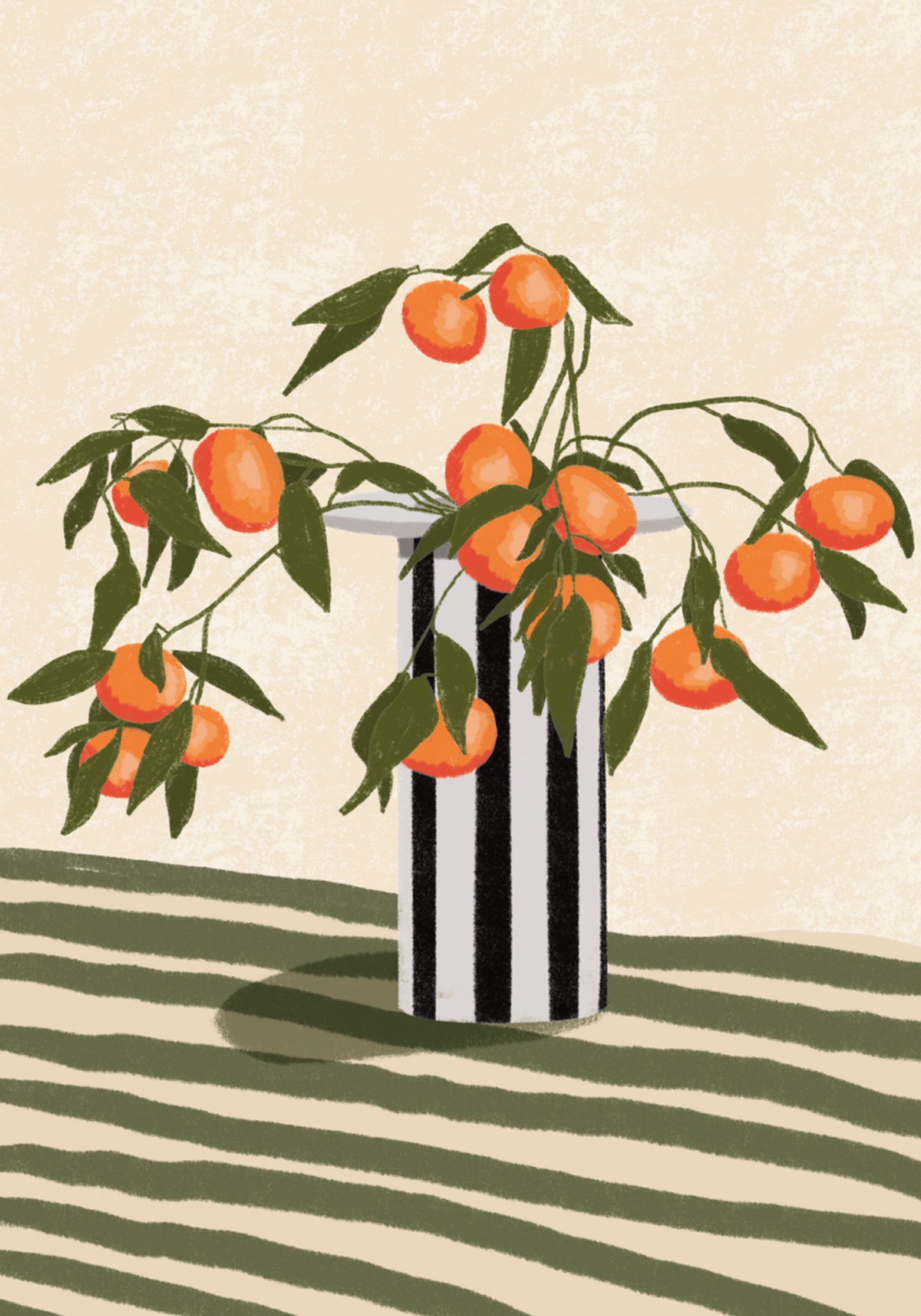 Vase mit orangefarbenen Zweigen